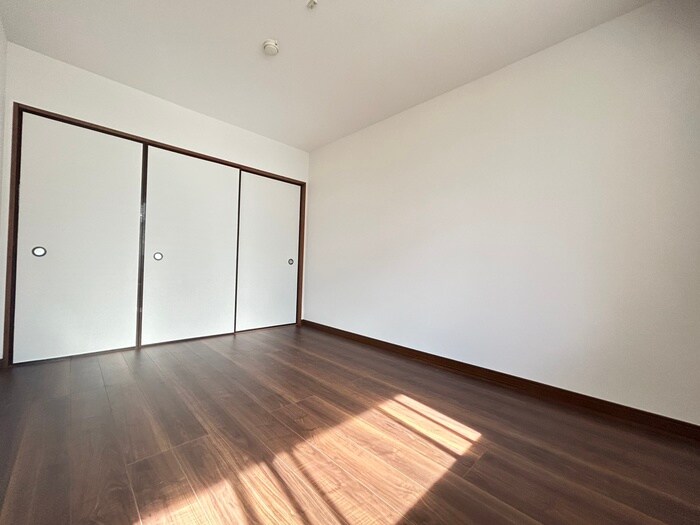 物件内観写真19　(居室)