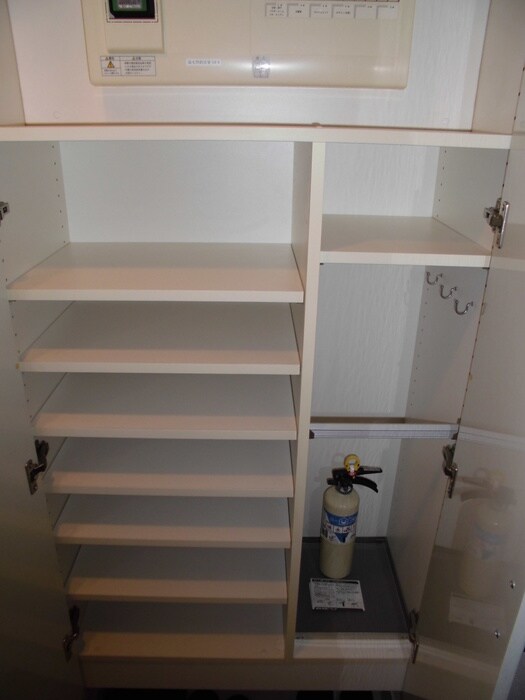 物件内観写真15　(靴箱)