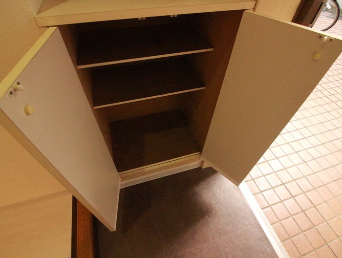 物件内観写真14　(靴箱)