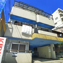 泉ハイツの外観写真