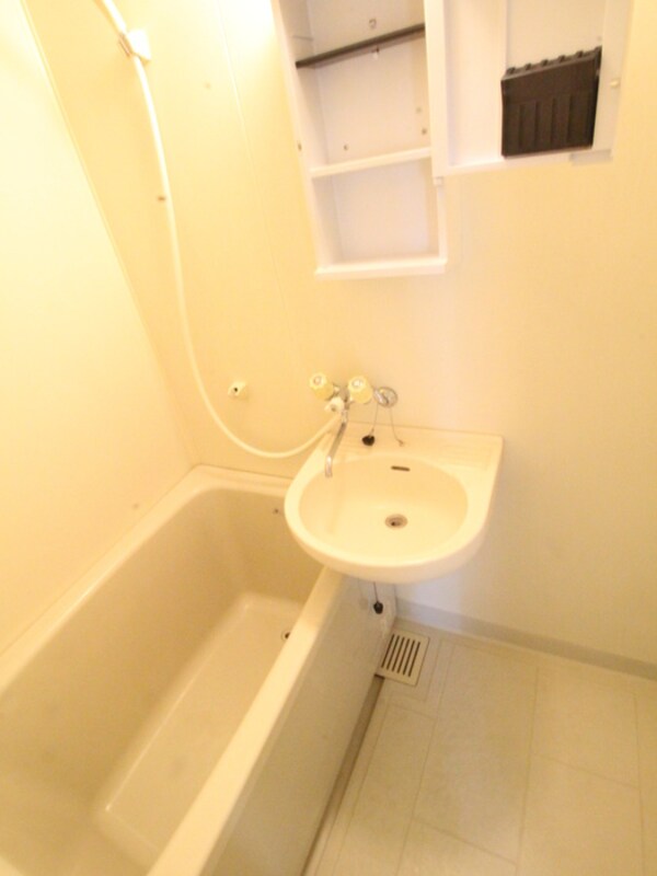 バス／シャワールーム等