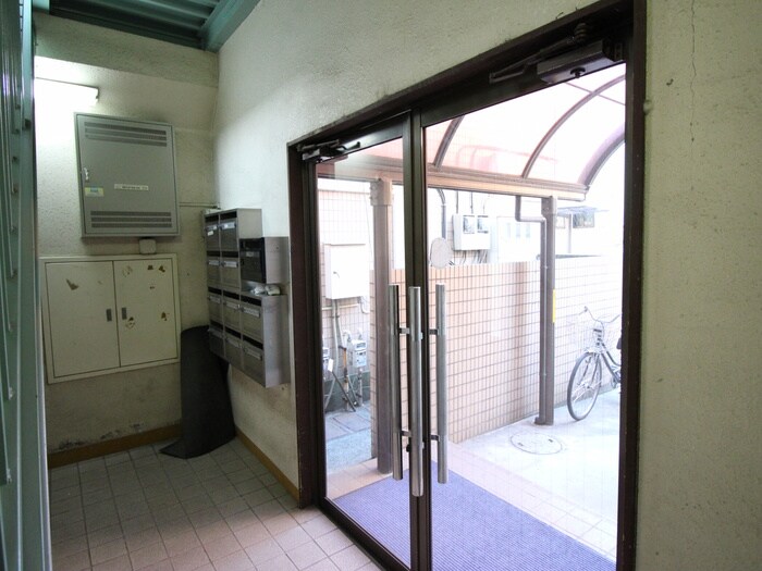 物件外観写真4　(建物設備)