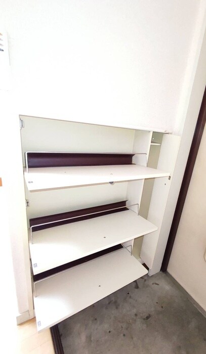 物件内観写真20　(靴箱)
