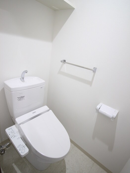 物件内観写真14　(トイレ)