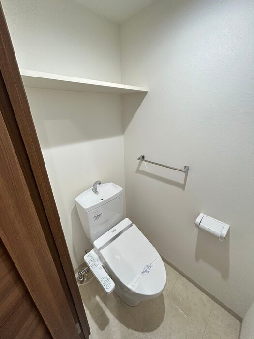 物件内観写真16　(トイレ)