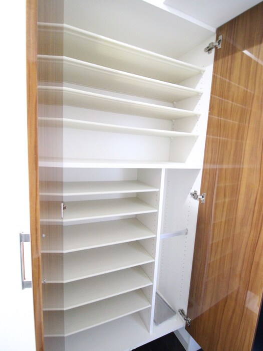 物件内観写真17　(収納)