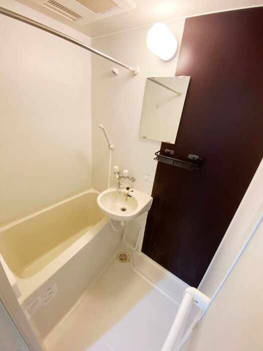 物件内観写真13　(バス／シャワールーム等)