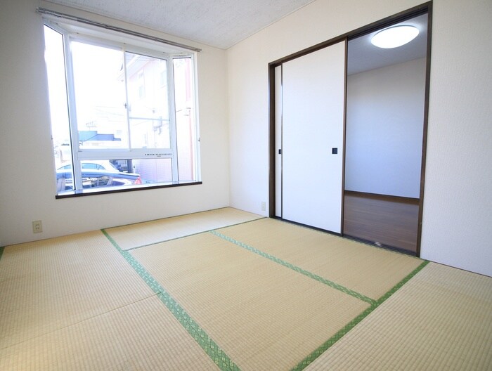 物件内観写真9　(居室)