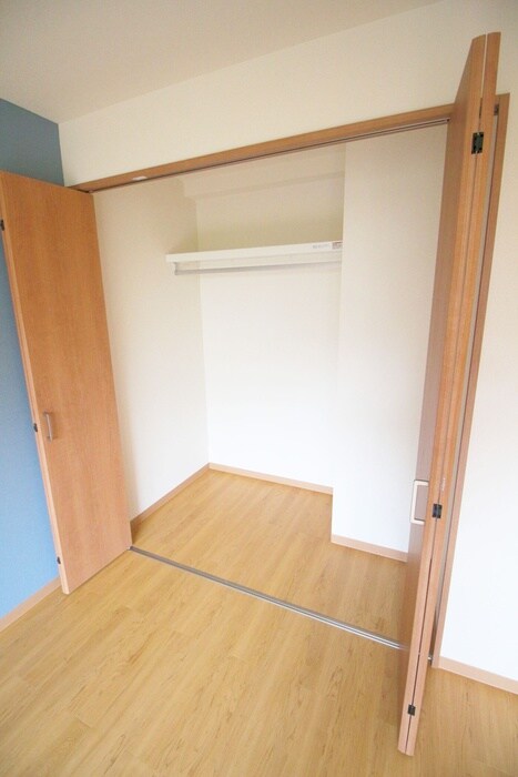 物件内観写真16　(収納)