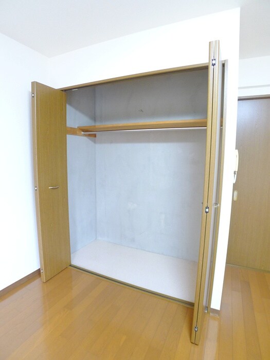 物件内観写真16　(収納)