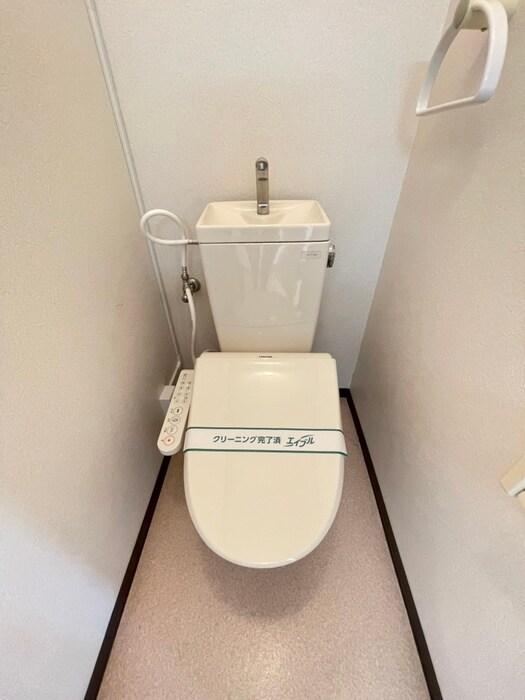 物件内観写真13　(トイレ)