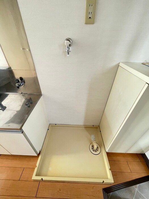 物件内観写真20　(洗濯機置場)