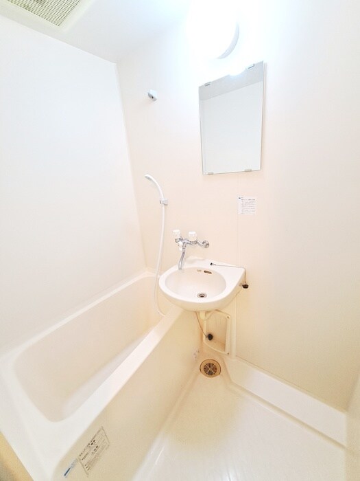 物件内観写真12　(バス／シャワールーム等)