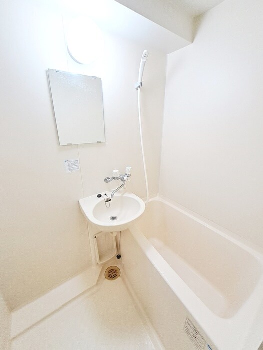 物件内観写真12　(バス／シャワールーム等)