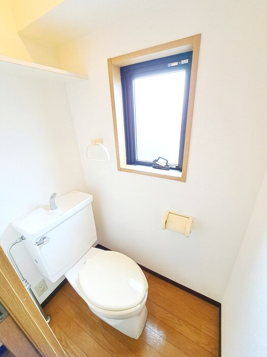 物件内観写真14　(トイレ)