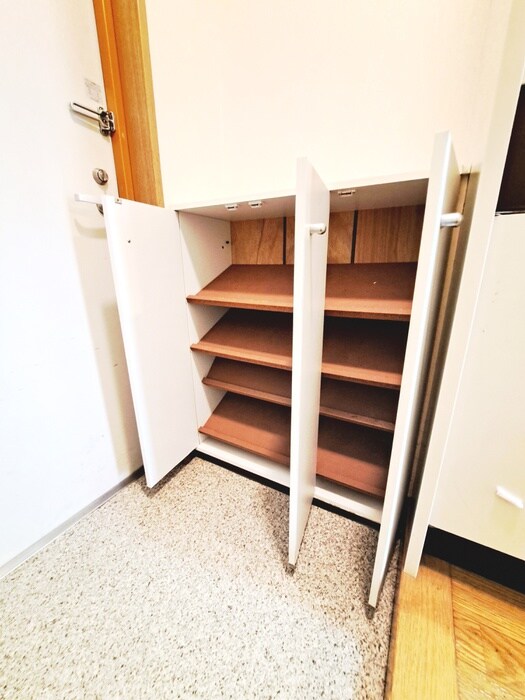 物件内観写真20　(靴箱)