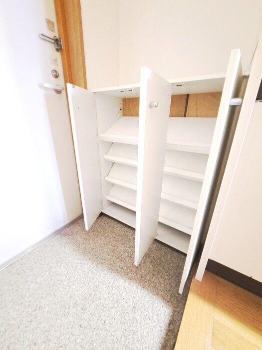 物件内観写真20　(靴箱)