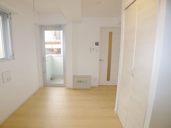 物件内観写真11　(居室)