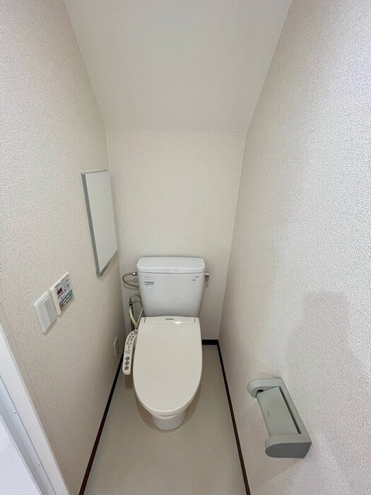 物件内観写真13　(トイレ)