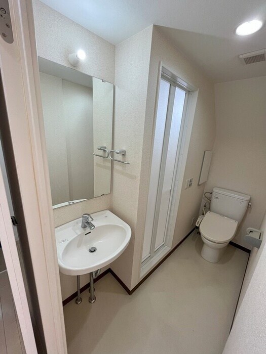 物件内観写真14　(洗面)