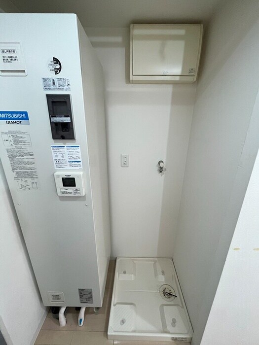 物件内観写真15　(洗濯機置場)