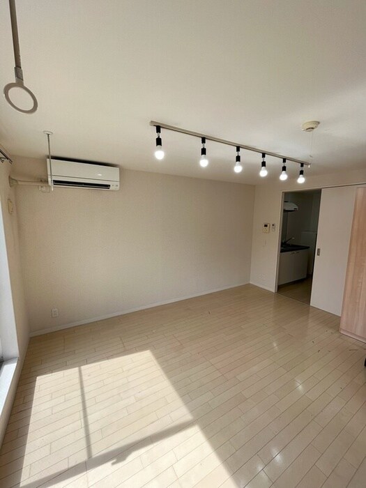 物件内観写真18　(居室)