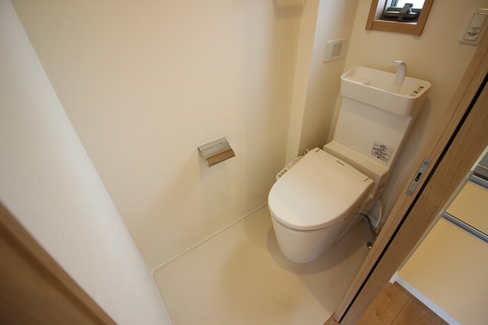 物件内観写真7　(トイレ)