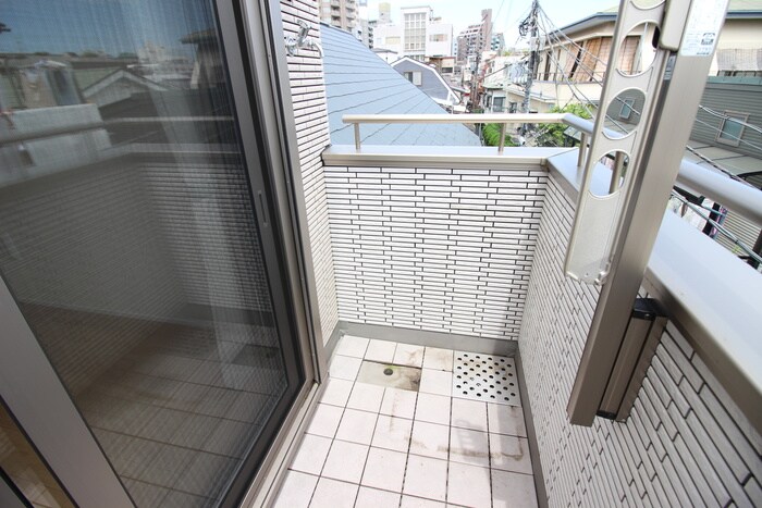 物件内観写真8　(洗濯機置場)