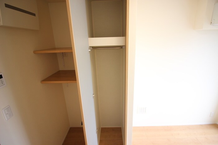 物件内観写真11　(収納)