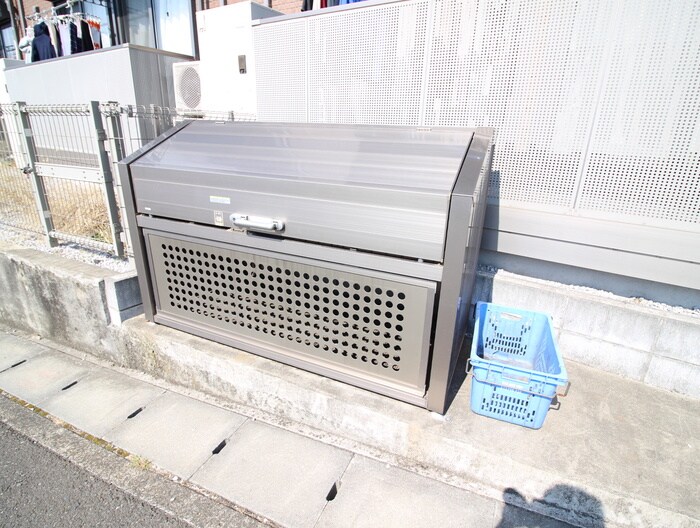 物件外観写真6　(建物設備)