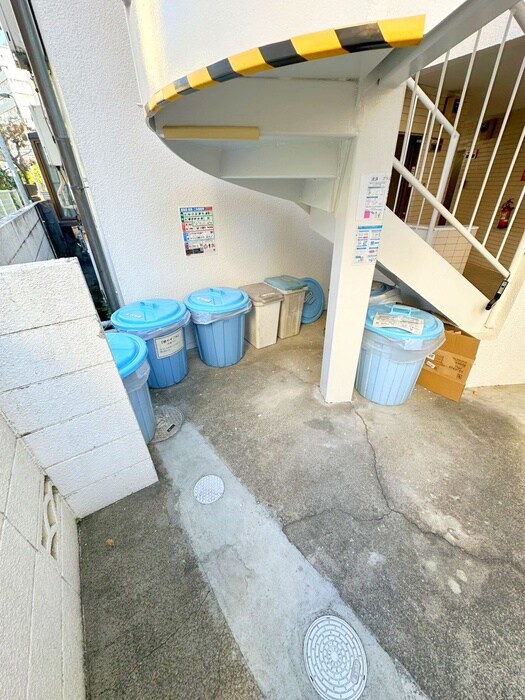 物件外観写真6　(建物設備)