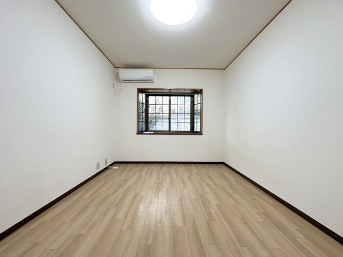 物件内観写真18　(居室)