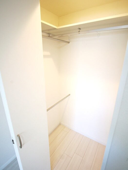 物件内観写真9　(収納)