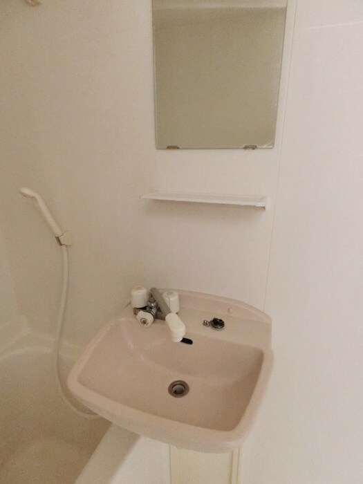 物件内観写真12　(洗面)