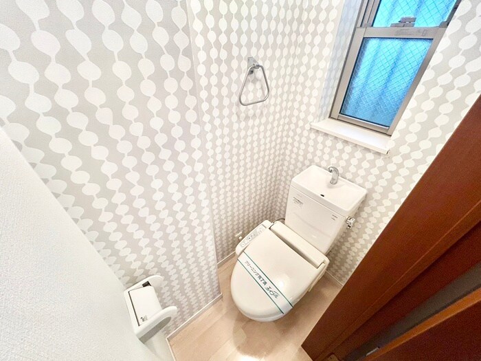 物件内観写真12　(トイレ)