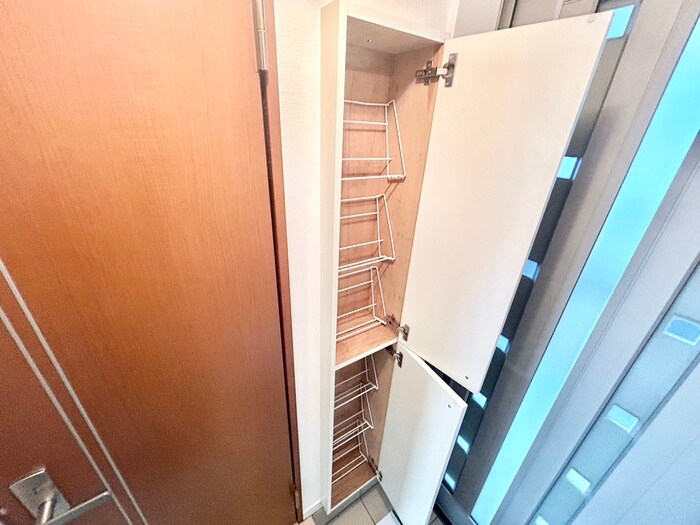 物件内観写真19　(靴箱)