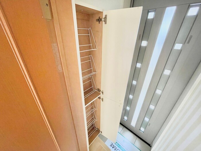 物件内観写真19　(靴箱)