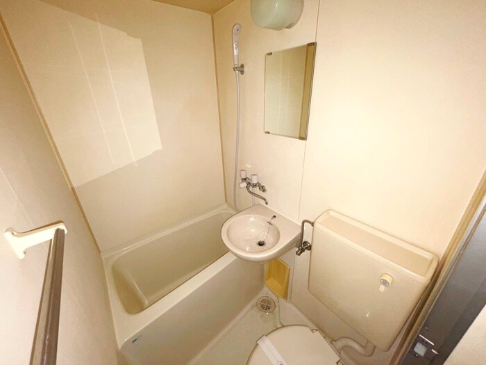 物件内観写真12　(バス／シャワールーム等)