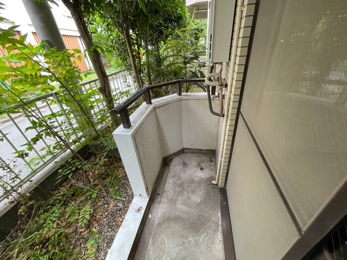 物件内観写真14　(洗濯機置場)