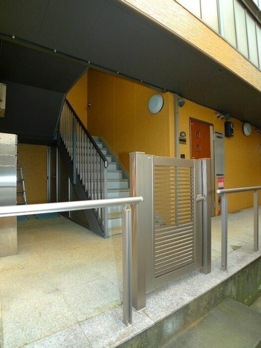 物件外観写真4　(建物設備)