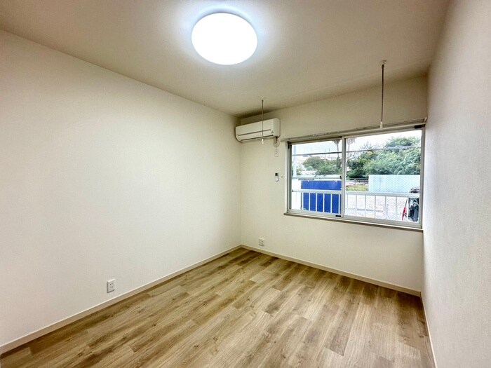 物件内観写真6　(居室)