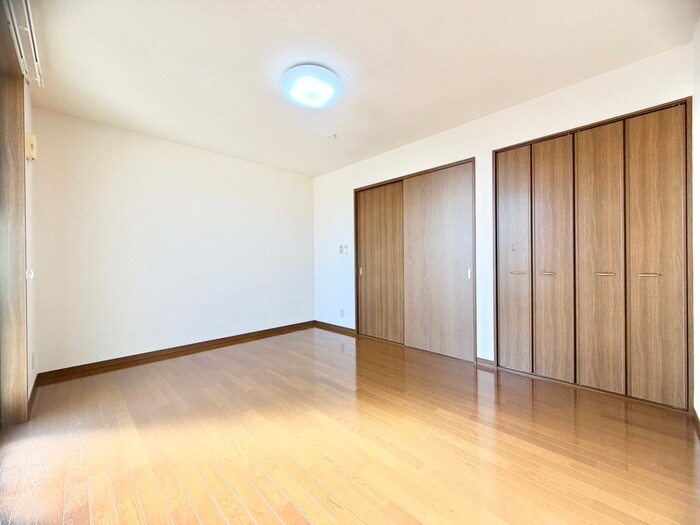 物件内観写真8　(居室)