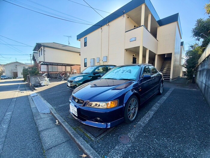 物件外観写真6　(駐車場)