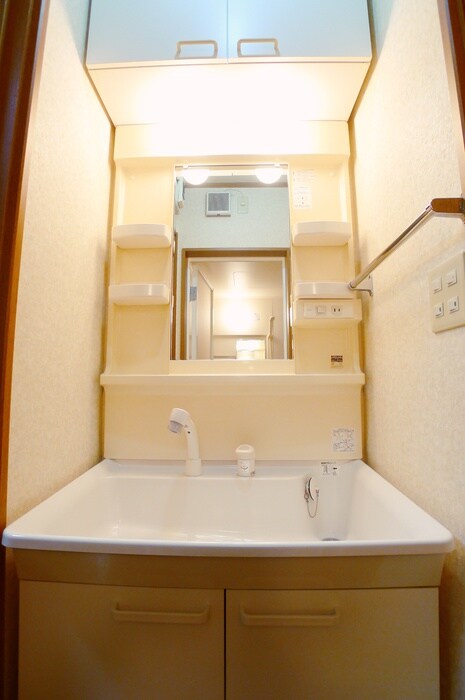 物件内観写真13　(洗面)