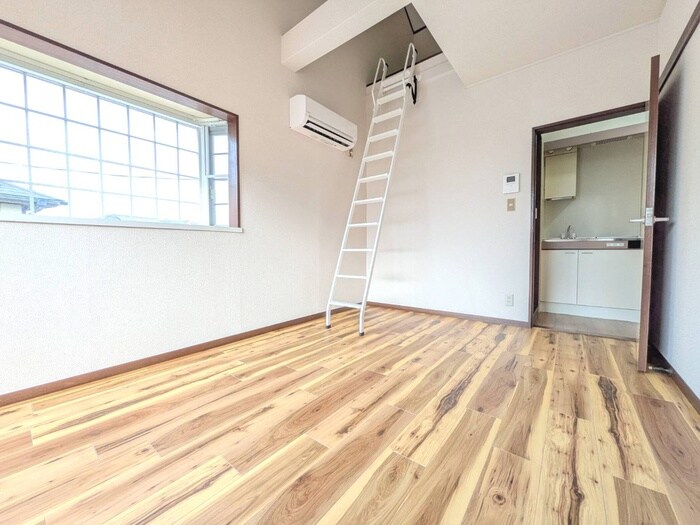 物件内観写真10　(居室)