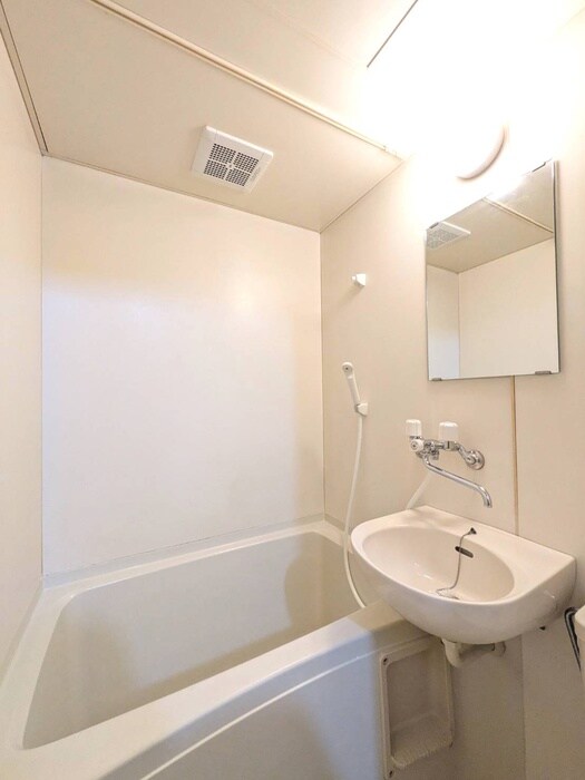 物件内観写真13　(バス／シャワールーム等)