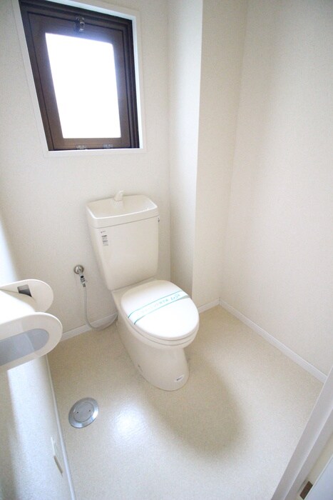 物件内観写真9　(トイレ)