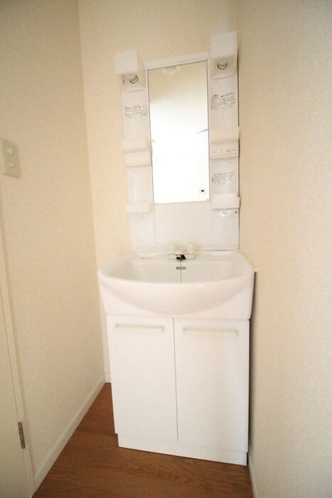 物件内観写真10　(洗面)