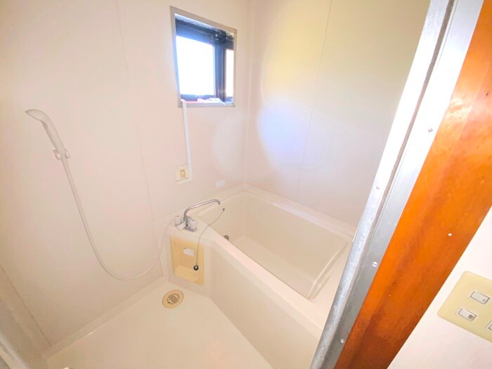 物件内観写真12　(バス／シャワールーム等)