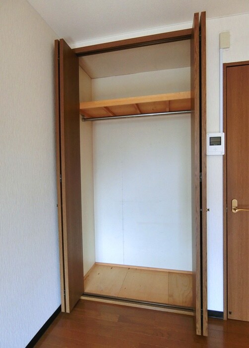 物件内観写真7　(収納)